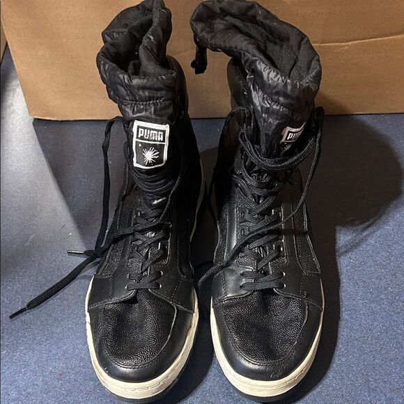 Puma Men's Black and White High-Top Sneakers with snow boot lining - Picture 1 of 6